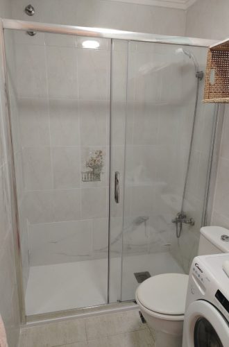 Manitas y reformas en Guardamar del Segura Cambio bañera por plato de ducha