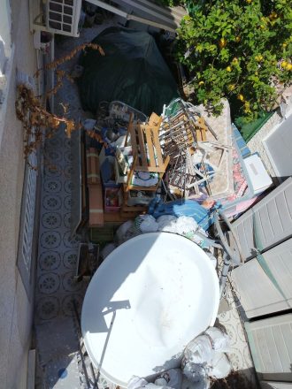 Manitas y reformas en Guardamar del Segura Sacar escombros